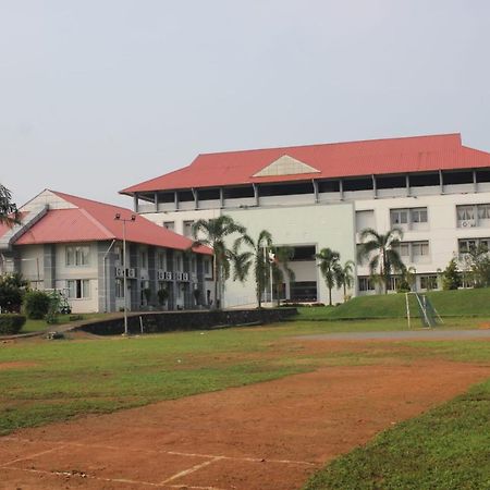 Angamaly Convention Centre Hotel Kochi Exterior photo