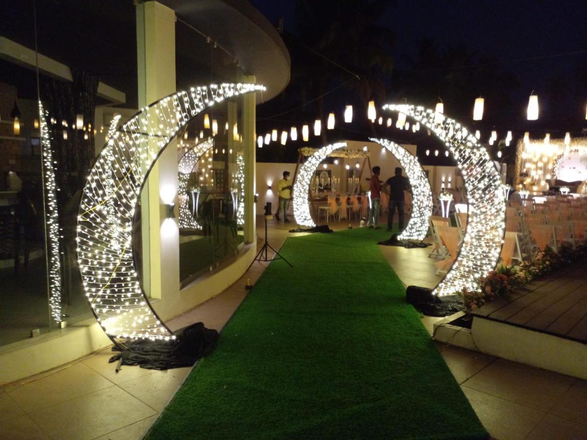 Angamaly Convention Centre Hotel Kochi Exterior photo